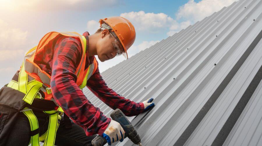 Professional Emergency Roof Repairs services in Weldon, IA
